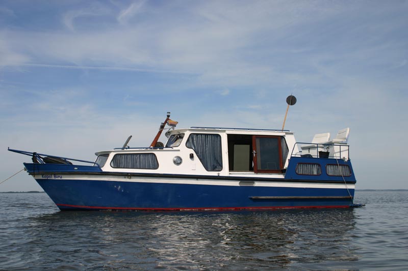 Hausboote Peene Stettiner Haff & Ostsee  Hausboot Kapal Biru Hausbootvermietung